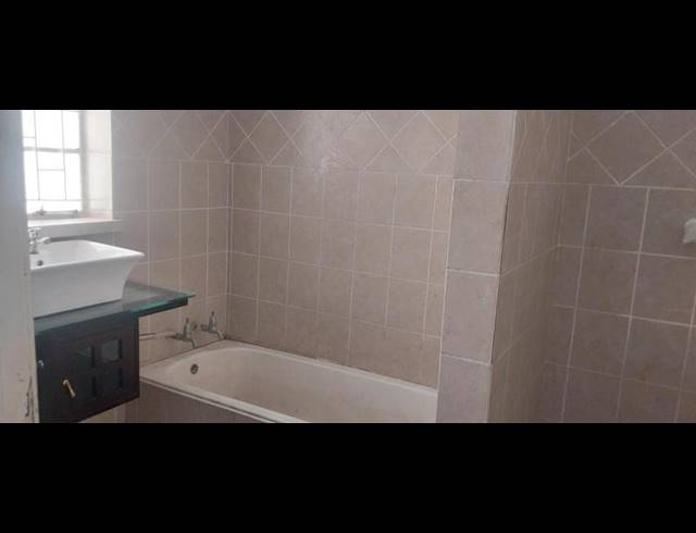 BUSINESS FOR SALE IN EASTLEIGH